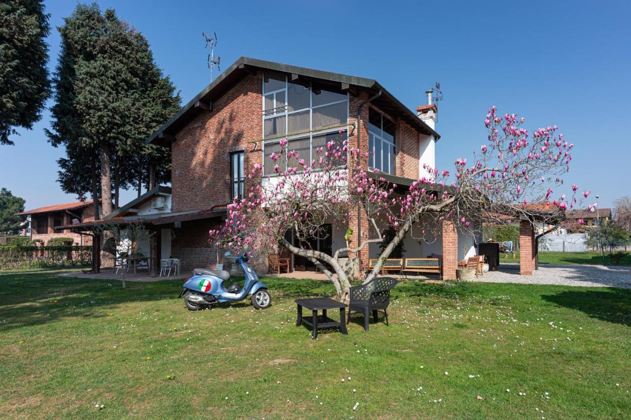 Cascina Cattabreghetta Bed and Breakfast Pombia Eksteriør billede