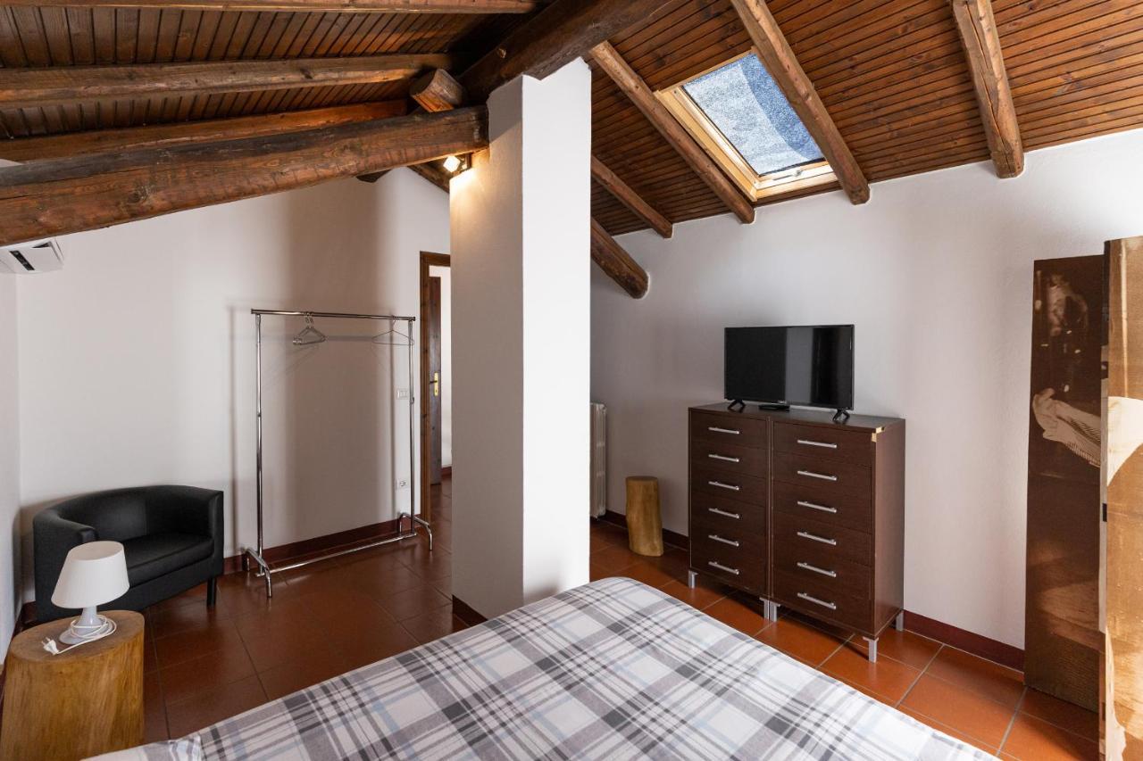 Cascina Cattabreghetta Bed and Breakfast Pombia Eksteriør billede