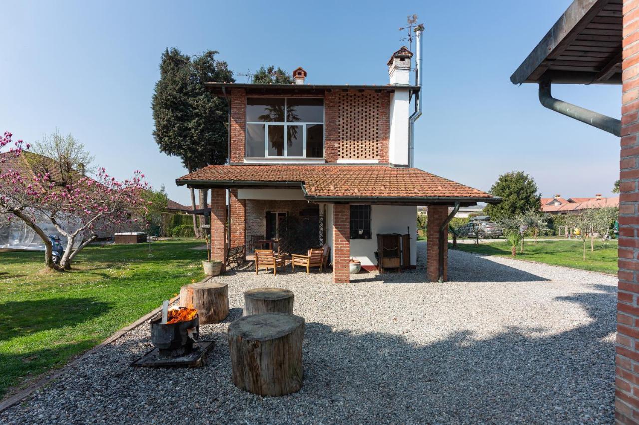 Cascina Cattabreghetta Bed and Breakfast Pombia Eksteriør billede