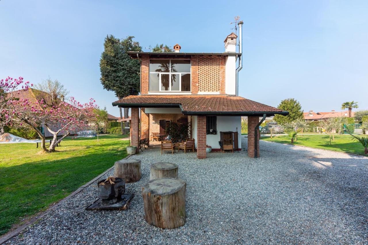 Cascina Cattabreghetta Bed and Breakfast Pombia Eksteriør billede